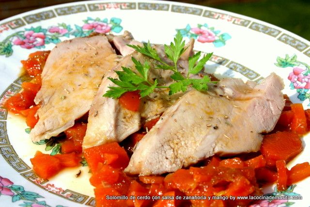 Solomillo de cerdo con zanahoria y mango caramelizado, receta fácil de La cocina de Masito