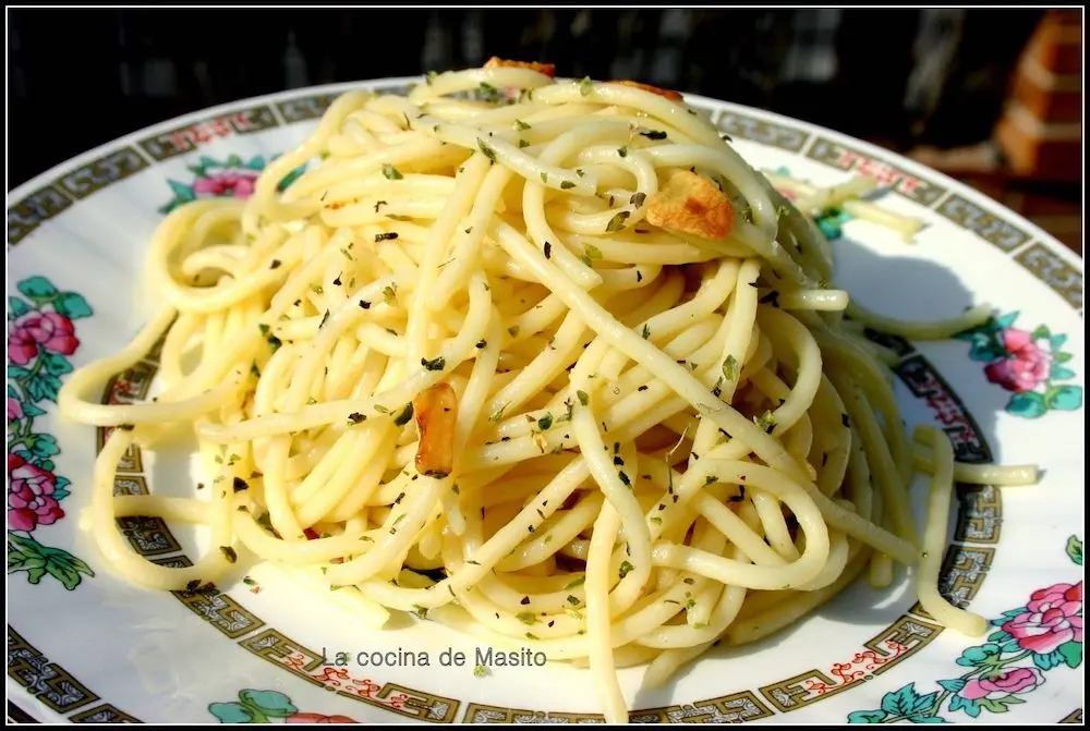 receta de Espaguetti con ajo aceite y cayena