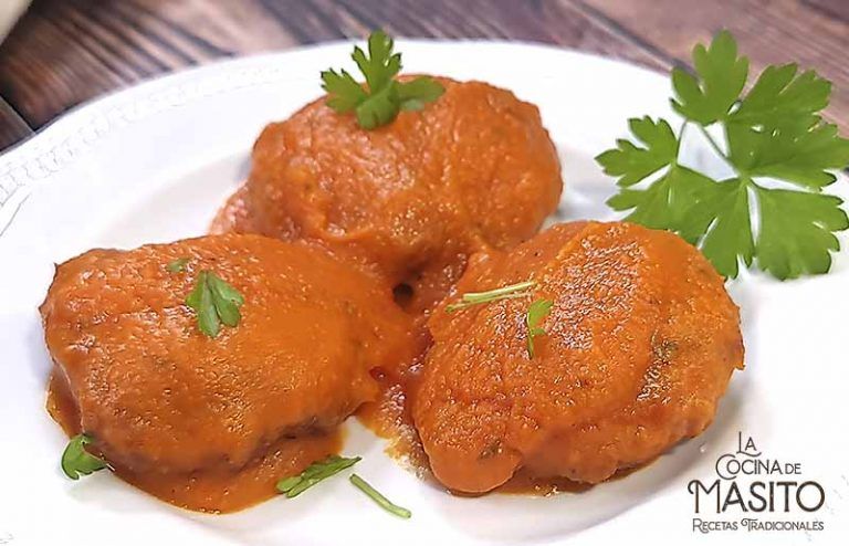Filetes rusos con tomate
