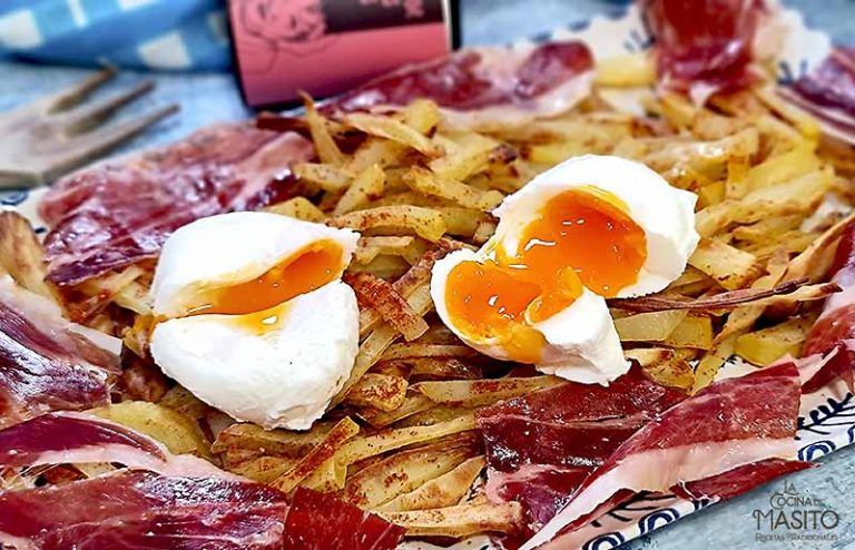 Huevos rotos con jamón y patatas bajo en calorías