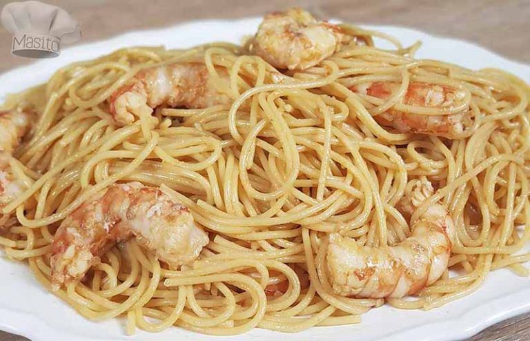 Espaguetis con gambas al ajillo