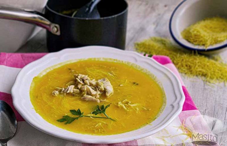 Sopa de pollo