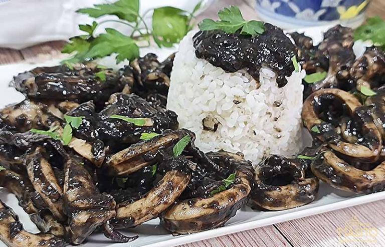 Calamares en su tinta