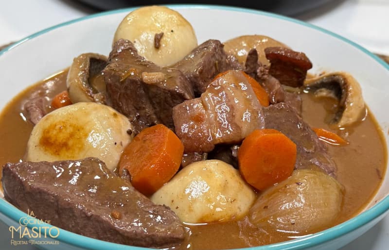 Boeuf Bourgignon receta de estofado de ternera