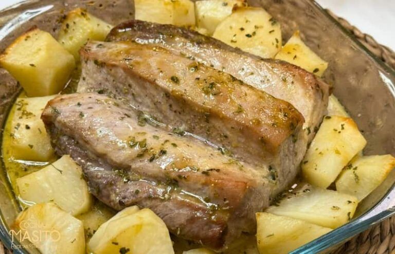 Lomo asado con patatas y especias