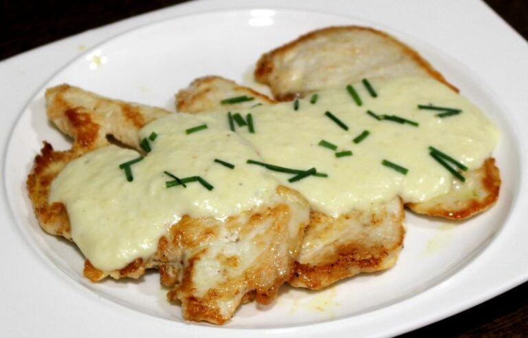 Receta de filetes de pollo con salsa de queso