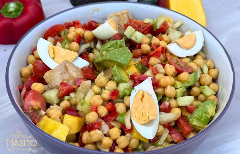 Receta de ensalada de garbanzos con mango