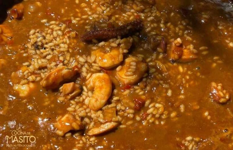 Arroz meloso de pulpo y langostinos | Receta fácil y espectacular