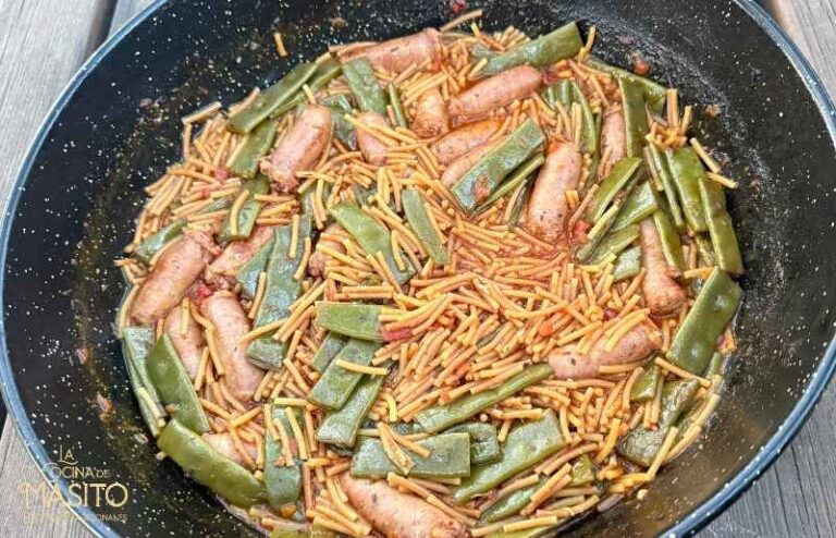 fideos a la cazuela con chorizo criollo