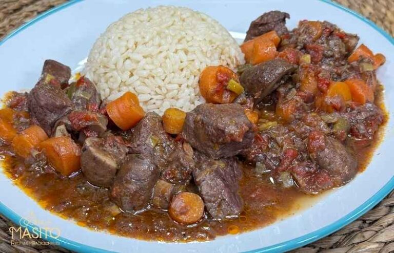 Receta de estofado de ternera con verduras y champiñones