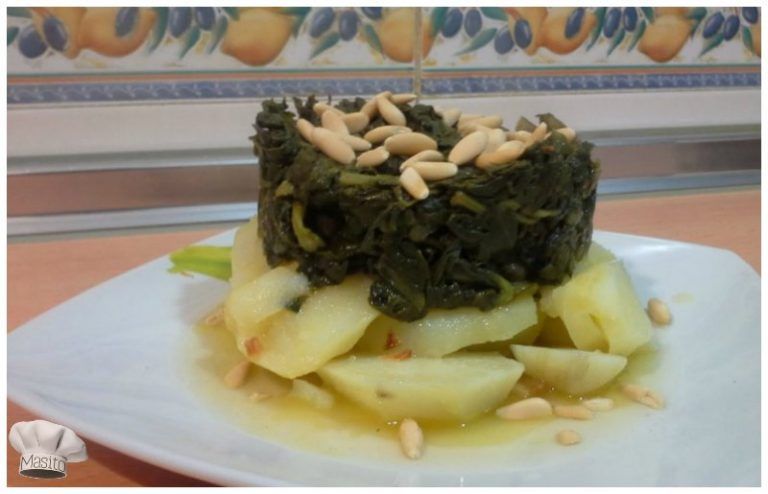 Acelgas con patatas picantes