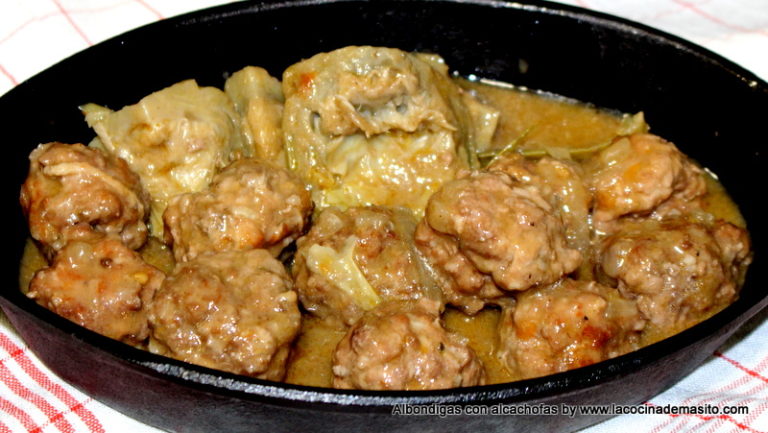 Receta de albondigas en salsa con alcachofas