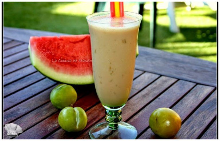 Batido de ciruela y sandía, una receta fácil de La cocina de Masito