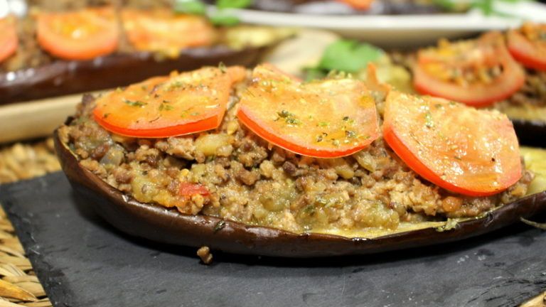 Receta de berenjenas al horno rellenas de carne