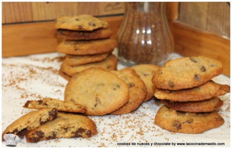Cookies caseras de nueces y chocolate, doradas y crujientes, receta de La cocina de Masito