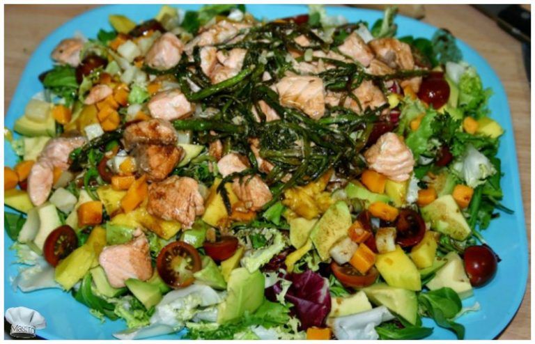 Ensalada templada de salmón con espárragos trigueros, una receta sana de La cocina de Masito