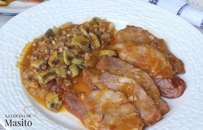 Filetes de cerdo en salsa castellana