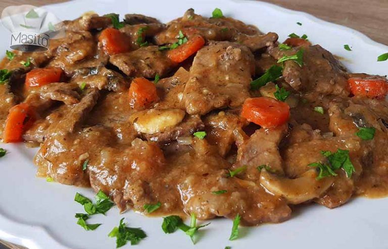Fricandó de ternera o guiso fácil de ternera