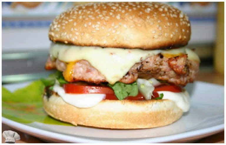 Hamburguesa de pavo cocinada a la barbacoa, receta de La cocina de Masito