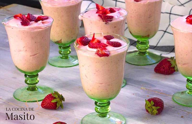 Mousse de fresa y platano