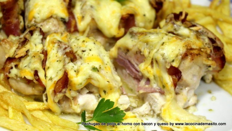 Receta de pechugas de pollo al horno con bacon y queso