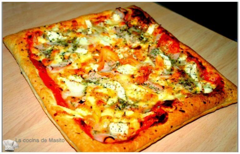 Pizza de queso de cabra con masa de hojaldre, receta de La cocina de Masito