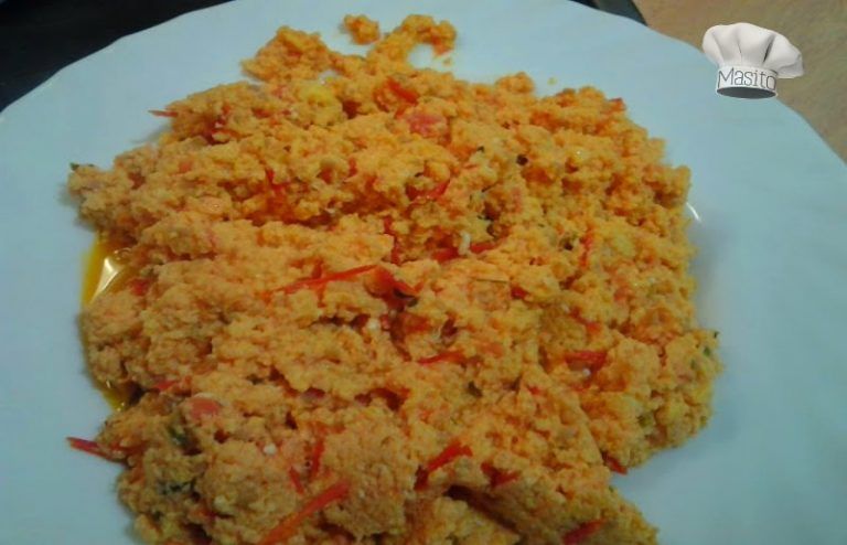 Revuelto de tomate casero, perfecto para un desayuno o cena saludable