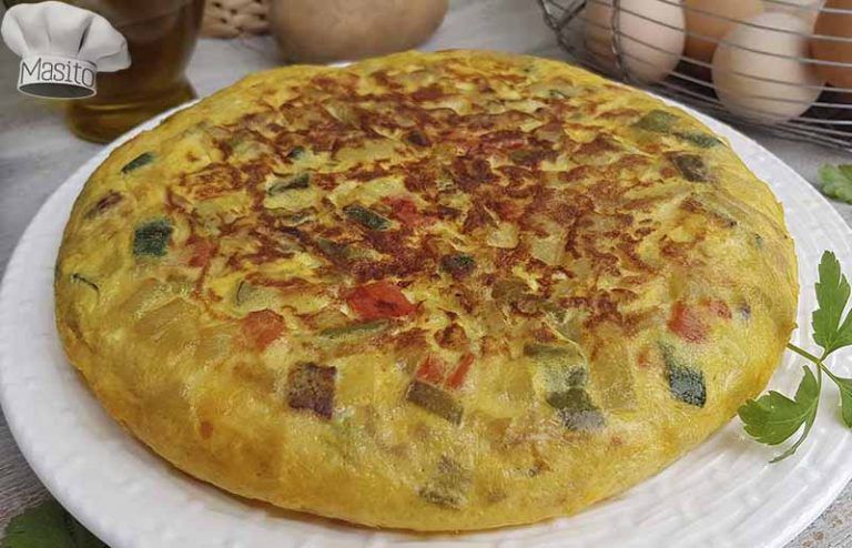Tortilla paisana con chorizo y verduras