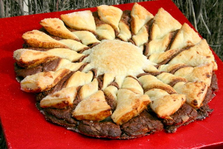 Estrella de hojaldre y nutella